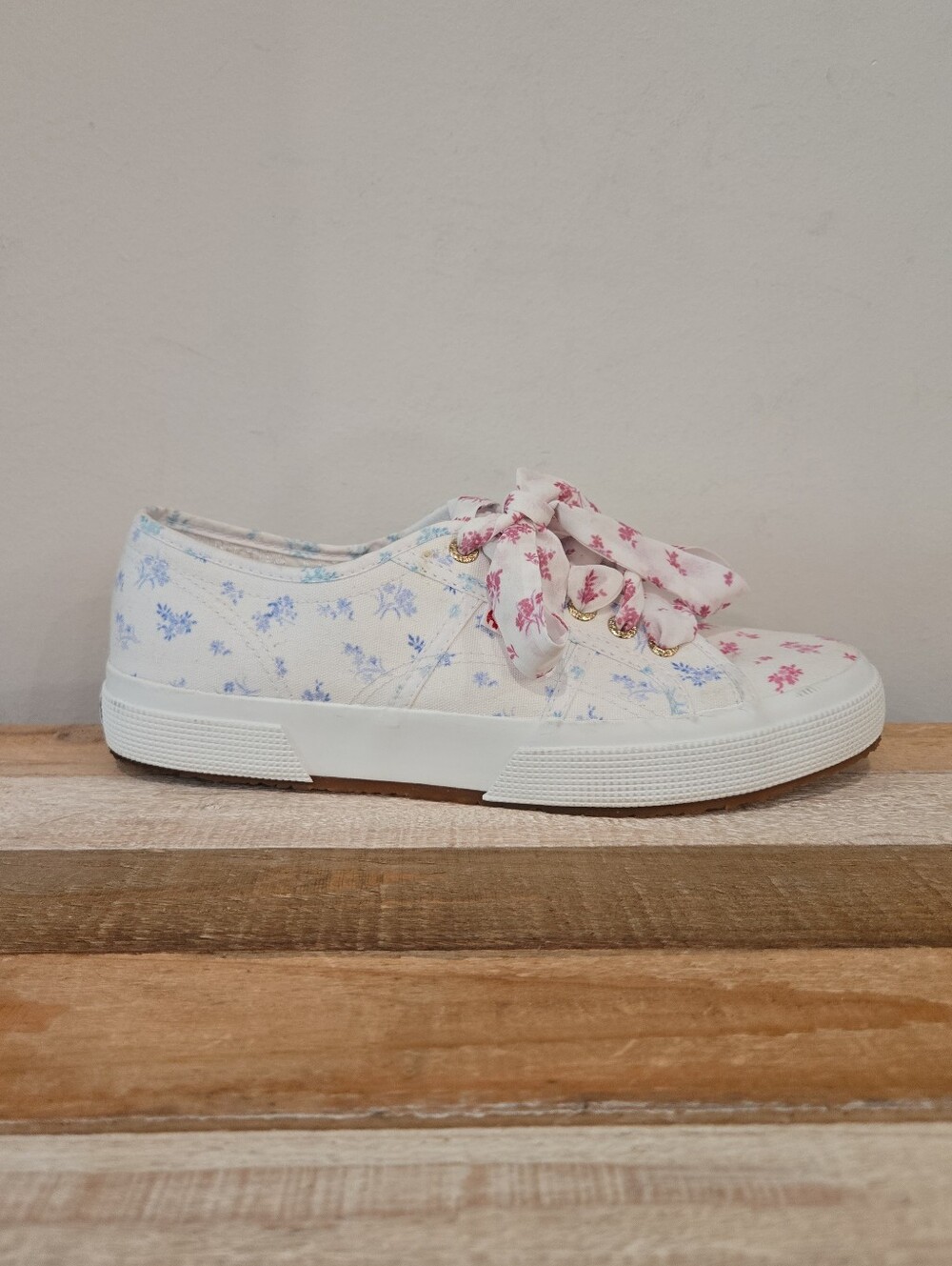 Superga x LoveShackFancy Flower Sneakers Size 41/US 9.5 - Picture 2 of 11